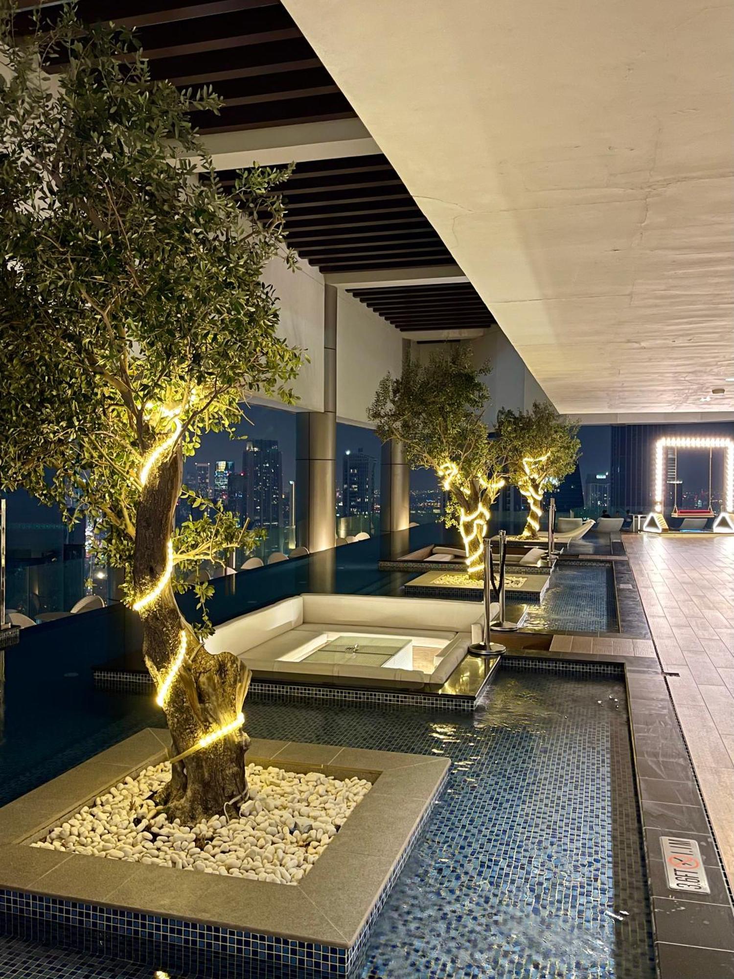 Panoramic Burj Khalifa And Sea View, Infinity Pool, Luxury 2br Apartment Dubai